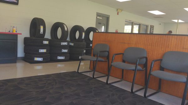 BIG D TIRE - Updated June 2026 - 17 Photos & 27 Reviews - 3718
