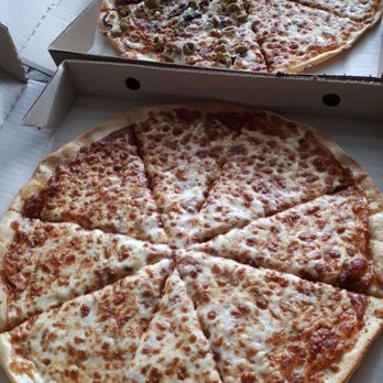 Pizza Hut - New Order - 2 Medium Pizzas - Pizza Near Me - Richmond Hill, Ontario