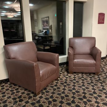Holiday Inn Express & Suites Willcox - Lobby - Hotels Near Me - Willcox, Arizona Holiday Inn Express & Suites Willcox - Lobby - Hotels Near Me - Willcox, Arizona
