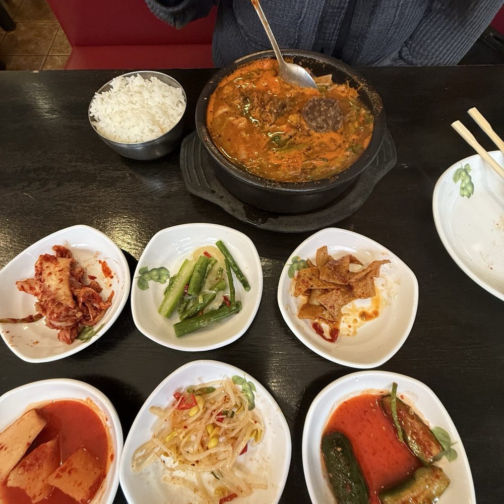 Small plates and well, go and you can discover the delicious main courses! Small plates and well, go and you can discover the delicious main courses!