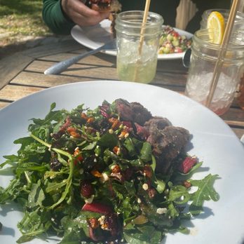Vinaigrette - Salad with steak. - Salad Near Me - Austin, Texas Vinaigrette - Salad with steak. - Salad Near Me - Austin, Texas