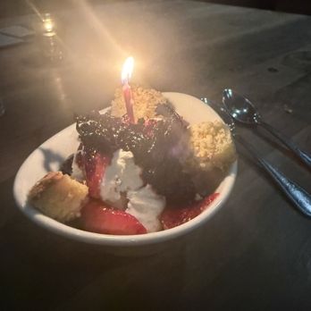 Echo & Rig - Shortcake dessert - Steakhouses Near Me - Sacramento, California