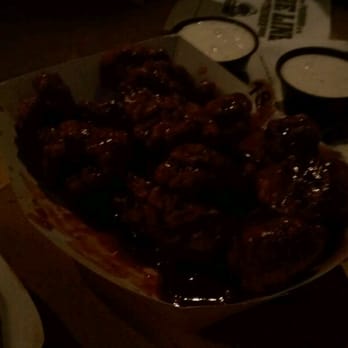 Buffalo Wild Wings - Sports Bars Near Me - Gilbert, Arizona