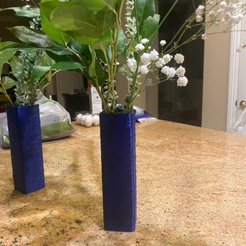 Zuniga Flowers - Added yellow roses for center pieces - Florists Near Me - Los Angeles, California Zuniga Flowers - Added yellow roses for center pieces - Florists Near Me - Los Angeles, California