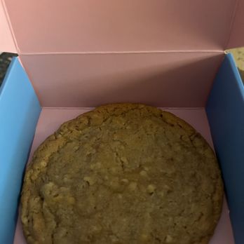 Cookie Chris - Butter Pecan Cookie - Desserts Near Me - Williamsburg, Virginia Cookie Chris - Butter Pecan Cookie - Desserts Near Me - Williamsburg, Virginia