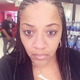 I'm sick & not smiling in this picture, but I'm smiling big on the inside!!! Loooove my braids! I'm sick & not smiling in this picture, but I'm smiling big on the inside!!! Loooove my braids!