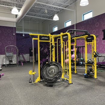 Planet Fitness - Post remodel 2023 - Gyms Near Me - Franklin, Wisconsin Planet Fitness - Post remodel 2023 - Gyms Near Me - Franklin, Wisconsin