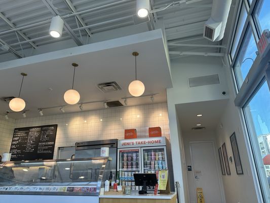 Jeni's Splendid Ice Creams by null
