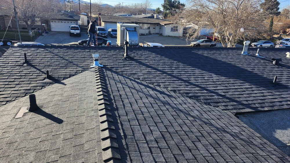 Slide of Carlos Guti Roofing