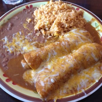 El Sol Restaurant & Catering - Chicken enchiladas - Mexican Near Me - Rodeo, California El Sol Restaurant & Catering - Chicken enchiladas - Mexican Near Me - Rodeo, California