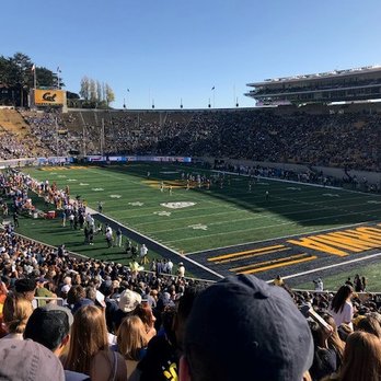 California Memorial Stadium - Stadiums & Arenas Near Me - Berkeley, California