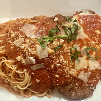 Italiano's Pasta & Pizza Parlor - Lunch sized portion of Eggplant Parmesan - Italian Near Me - Venice, Florida Italiano's Pasta & Pizza Parlor - Lunch sized portion of Eggplant Parmesan - Italian Near Me - Venice, Florida