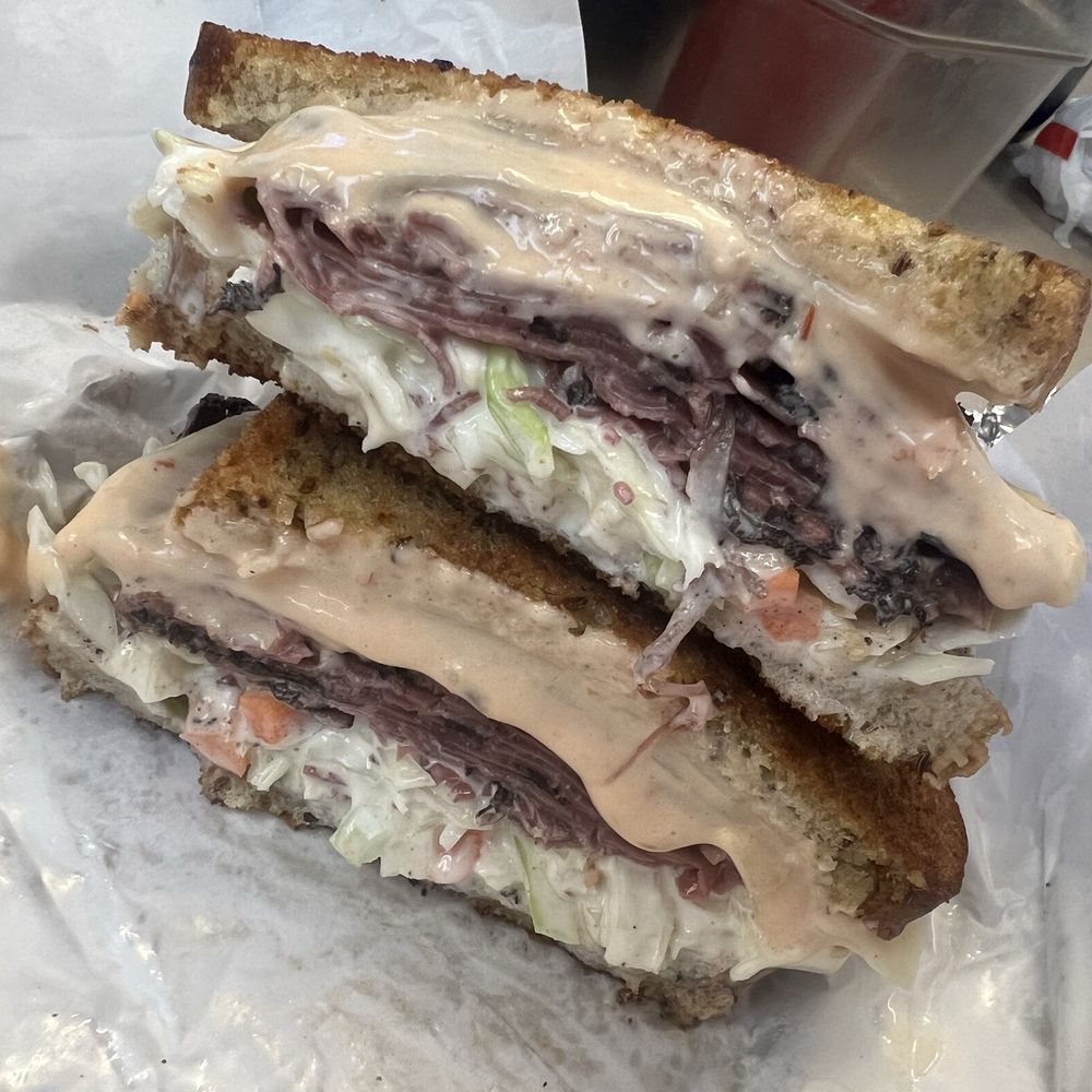 Eisenhower Deli - Cafes Near Me - Alexandria, Virginia
