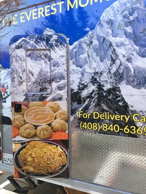 The Everest Momo by null