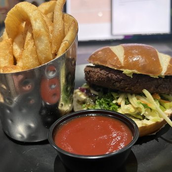 Root Down DIA - Veggie burger - New American Near Me - Denver, Colorado