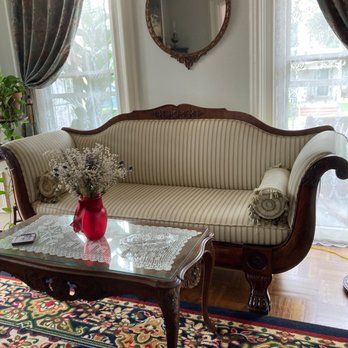 Everitt House - The parlor - Bed & Breakfast Near Me - Hackettstown, New Jersey
