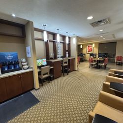 Comfort Suites Carlsbad - Common area off lobby