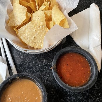 Los Amigos Bar & Grill - Mexican Near Me - Burbank, California