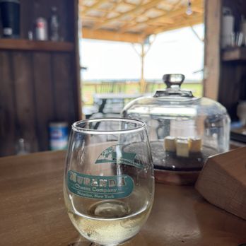 Muranda Cheese Company - Cheese tasting with wine - Cheese Shops Near Me - Waterloo, New York