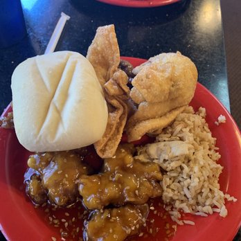 Hong Kong Buffet - Crab ragoon, chicken, chicken and rice, roll - Chinese Near Me - Branson, Missouri Hong Kong Buffet - Crab ragoon, chicken, chicken and rice, roll - Chinese Near Me - Branson, Missouri