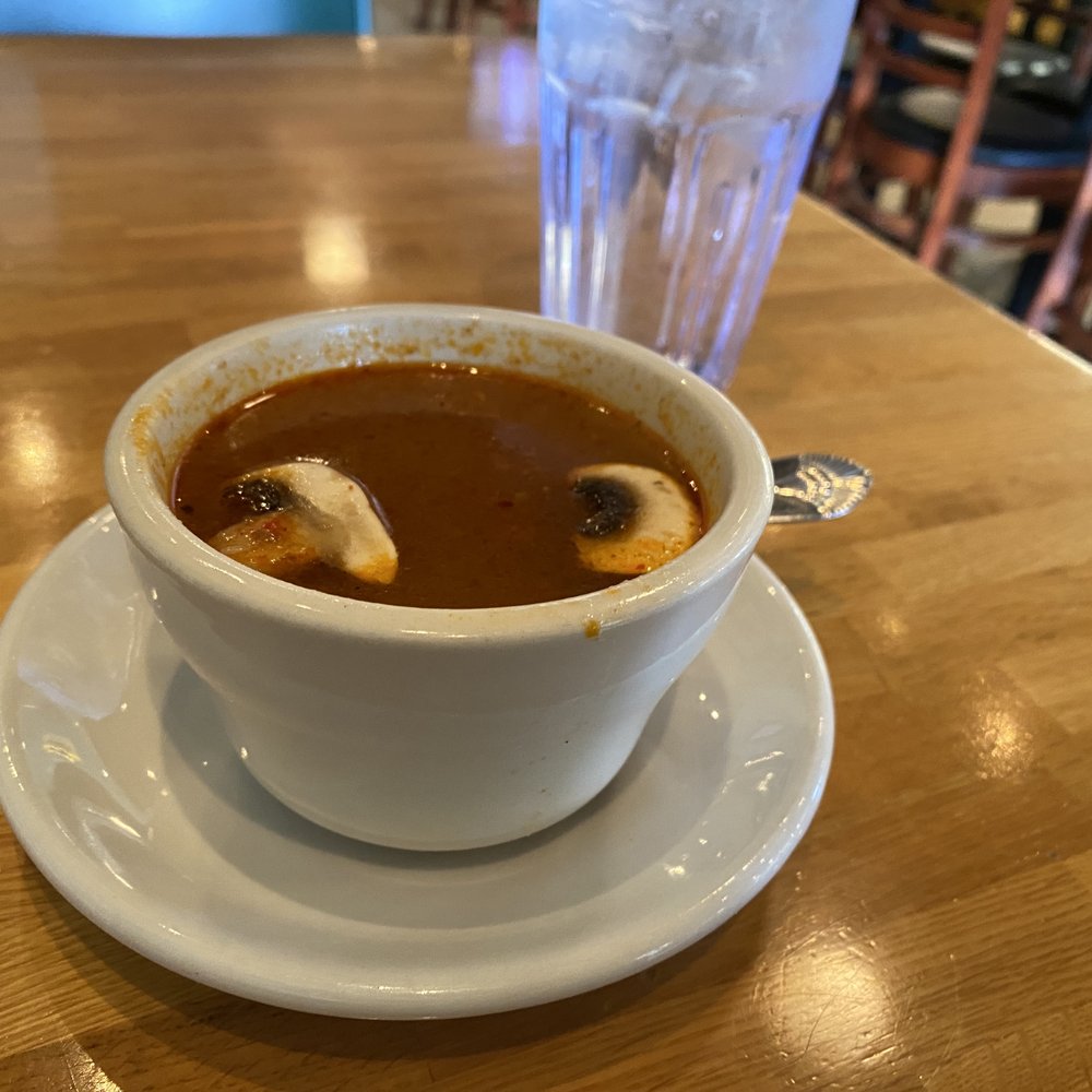 Curry Curry Thai - Hot and sour soup (with lunch special) - Thai Near Me - Smyrna, Georgia