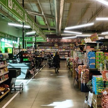 Tokyo Central - Inside | @ifoodiejenn - International Grocery Near Me - Emeryville, California Tokyo Central - Inside | @ifoodiejenn - International Grocery Near Me - Emeryville, California