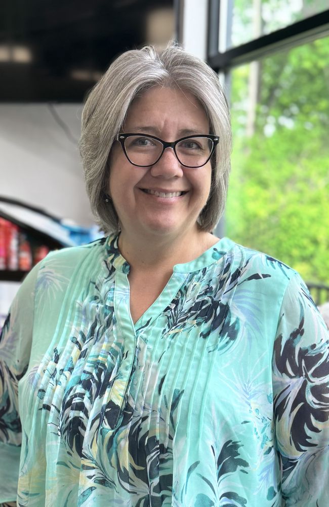 Dimensional Hair Studio Logo