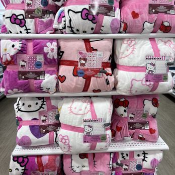 HomeGoods - Home Decor Near Me - Solana Beach, California