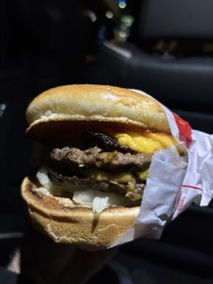 In-N-Out Burger by null