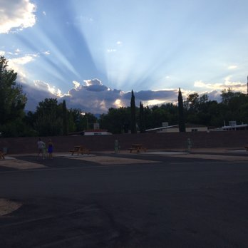Bishop Highlands RV Park - Sunset from highland RV park - RV Parks Near Me - Bishop, California
