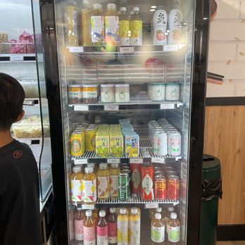 YGF Malatang - Drink refrigerator - Noodles Near Me - Milpitas, California YGF Malatang - Drink refrigerator - Noodles Near Me - Milpitas, California