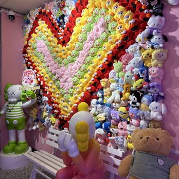 Magic Claw - A heart of stuff animals - Toy Stores Near Me - Las Vegas, Nevada Magic Claw - A heart of stuff animals - Toy Stores Near Me - Las Vegas, Nevada