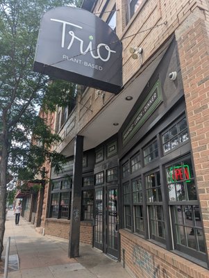 Trio Plant- Based by null
