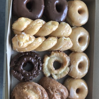Steve’s Donuts - Dozen. Delicious. - Donuts Near Me - Riverside, California
