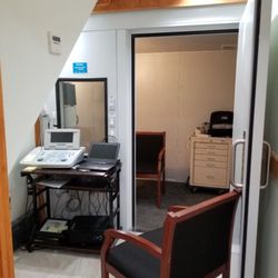 AAMA Audiology P.C. Brooklyn - Hearing test booth