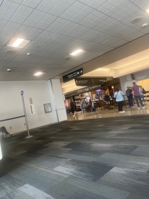 Mockingbird Distillery & Smokehouse by null