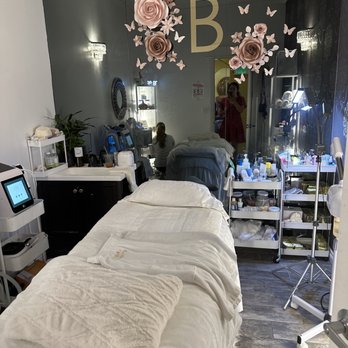 Seoul Glow Spa - Where facial takes place - Estheticians Near Me - Seattle, Washington Seoul Glow Spa - Where facial takes place - Estheticians Near Me - Seattle, Washington
