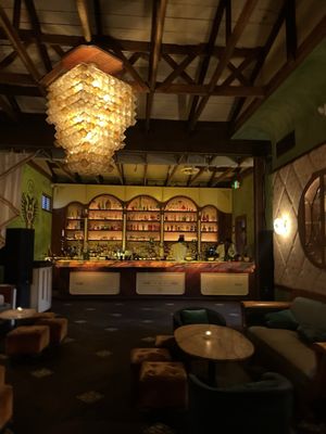 APOTHEKE LOS ANGELES by null