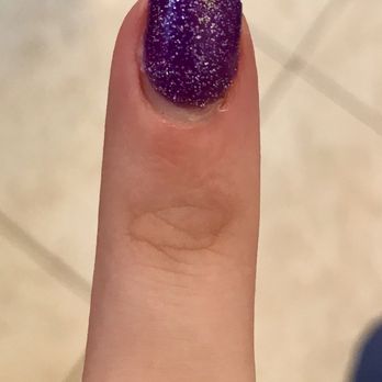 Tip N Toe Spa - 5 days after getting gel nails done at the salon. Already chipped polish. - Nail Salons Near Me - Southampton, Pennsylvania Tip N Toe Spa - 5 days after getting gel nails done at the salon. Already chipped polish. - Nail Salons Near Me - Southampton, Pennsylvania