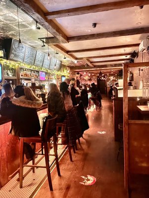 Maggie Mae's Bar by null