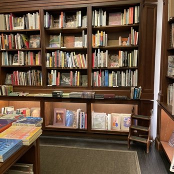 Rizzoli Bookstore - Bookstores Near Me - New York, New York