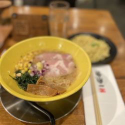 Ippudo Berkeley - Ramen MISO (DD) with extra noodles