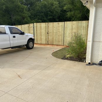 Ed's Security Fencing - Double gate 12' swings in or out. - Fences & Gates Near Me - Lindale, Texas Ed's Security Fencing - Double gate 12' swings in or out. - Fences & Gates Near Me - Lindale, Texas