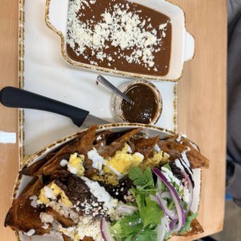 Flori Brunch - Chilaquiles with steak - Venues & Event Spaces Near Me - South Gate, California Flori Brunch - Chilaquiles with steak - Venues & Event Spaces Near Me - South Gate, California