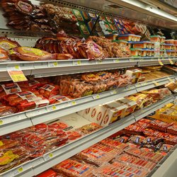 Hilltop Supermarket