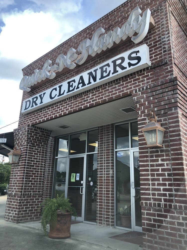 QUICK & HANDY CLEANERS & LAUNDRY 397 E Railroad Ave, Denham Springs