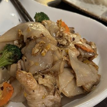 All Thai - Phad Seeiuw 3 star spicy. Only just a tad bit spicy. But good. - Thai Near Me - Bellevue, Washington All Thai - Phad Seeiuw 3 star spicy. Only just a tad bit spicy. But good. - Thai Near Me - Bellevue, Washington