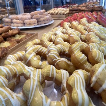 Paris Baguette - Donuts - Coffee & Tea Near Me - Lynnwood, Washington Paris Baguette - Donuts - Coffee & Tea Near Me - Lynnwood, Washington