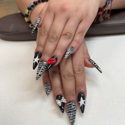 Nailogica