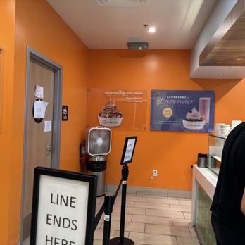 Pinkberry - Inside - Ice Cream & Frozen Yogurt Near Me - Sacramento, California Pinkberry - Inside - Ice Cream & Frozen Yogurt Near Me - Sacramento, California